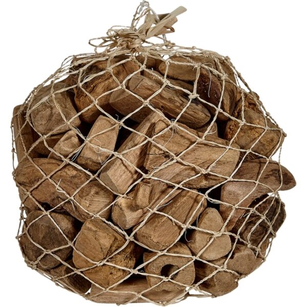 Natural Driftwood in Abaca Net 1 Kilo - Image 2