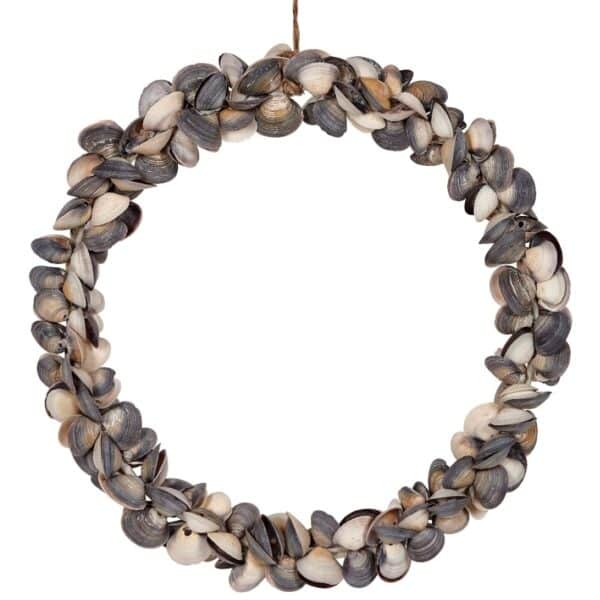 Mixed Cay Cay Shells Wreath 10"