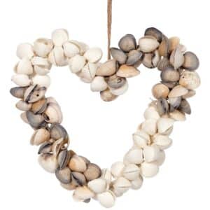 CayCay & White Clam Heart Wreath 6"